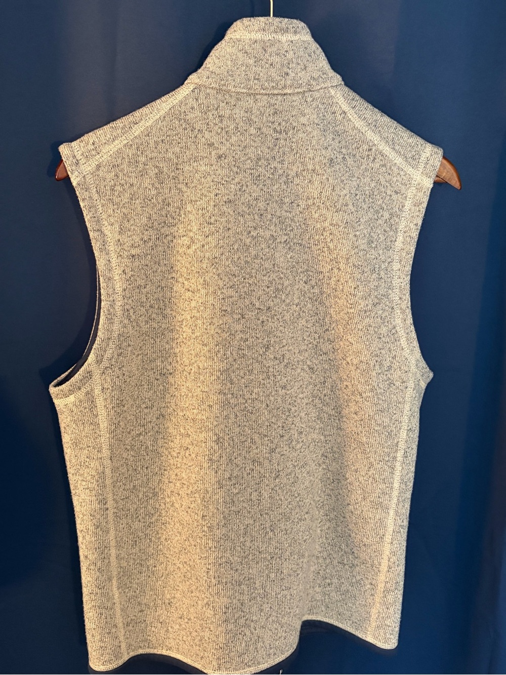 Patagonia Men’s Cream Better Sweater Vest Size Medium - Picture 2 of 4